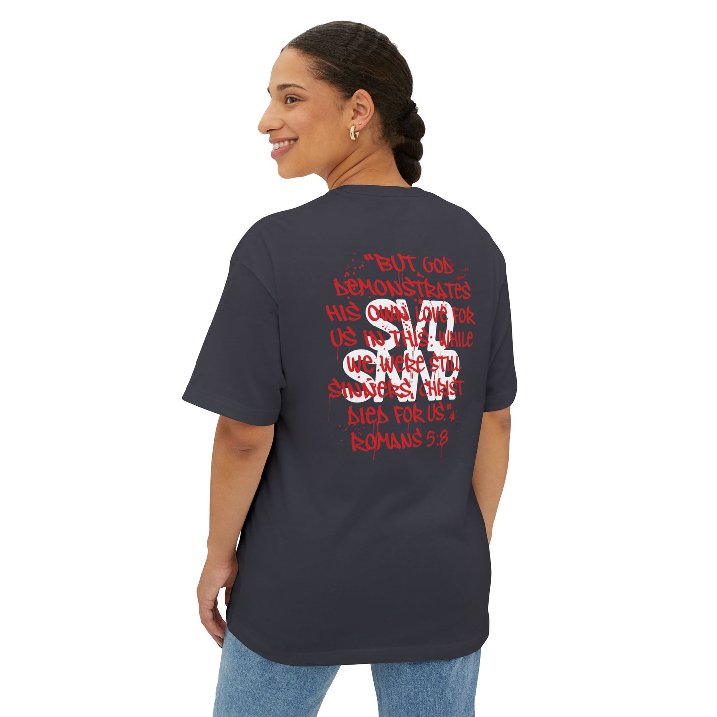 Boxy Tee - SVD SNNR - Romans 5:8